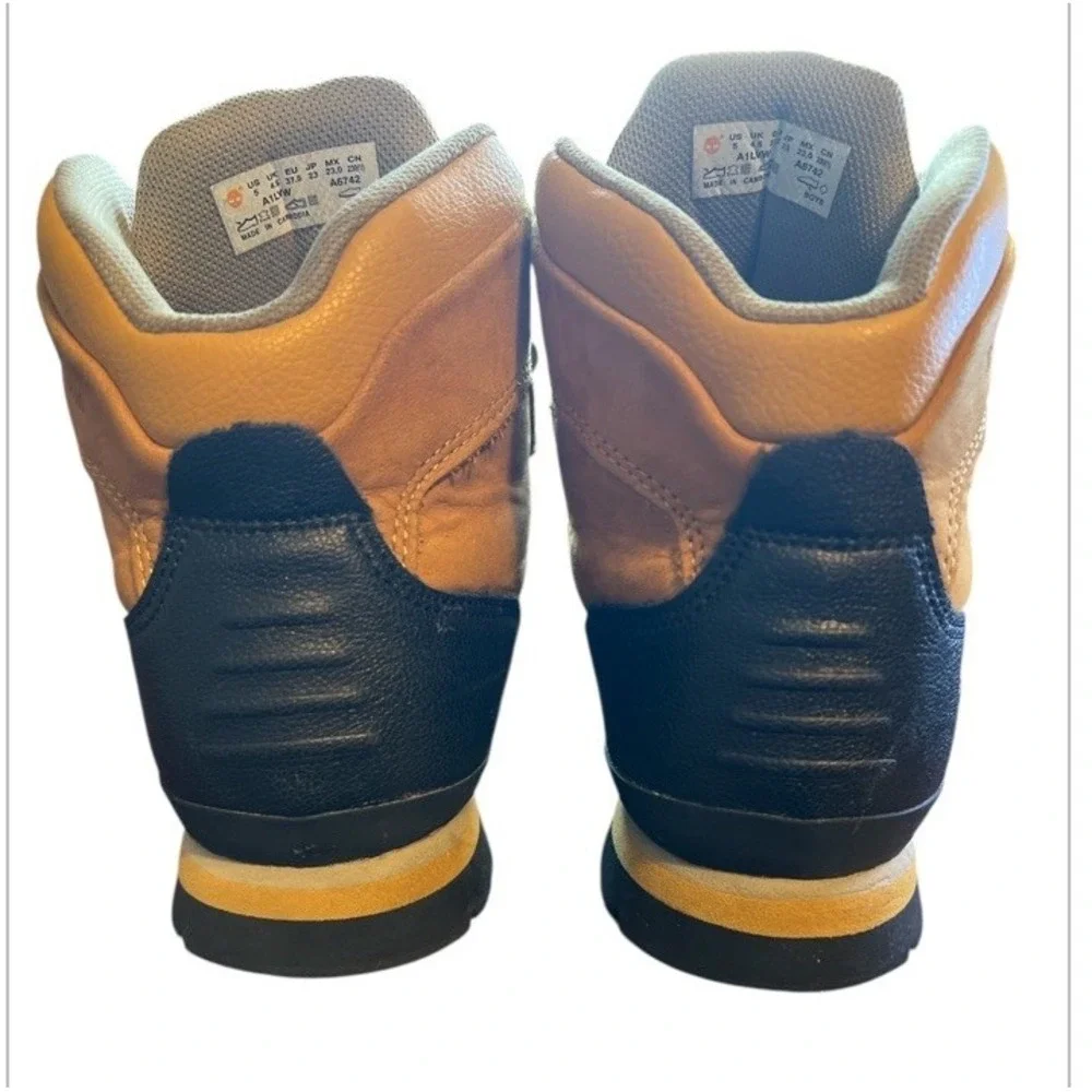 TIMBERLAND  Hiker Boys  Defender Repellent Lace Up Boots‎ Size 5